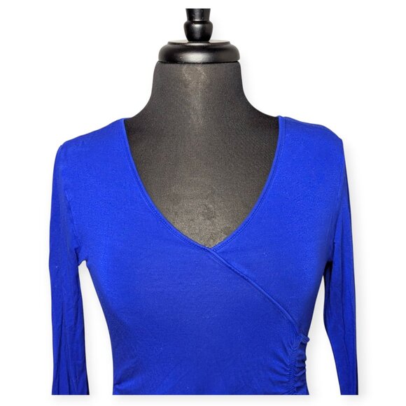 Cable & Gage Elegant Royal Blue Long Sleeve Knit V-Neck Top Size Small - Picture 2 of 14